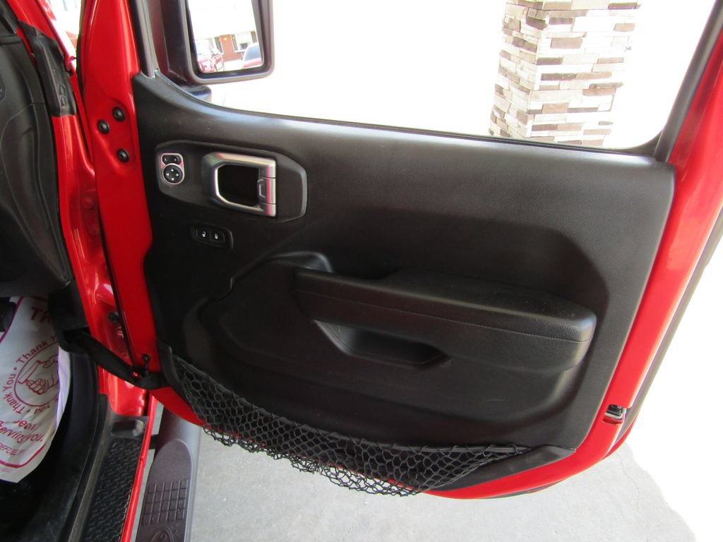 Used 2022 Jeep Wrangler Unlimited Sport AWD/4WD image 15