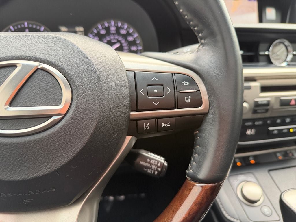 Used 2016 Lexus ES 350 w/ Navigation System Package FWD image 16