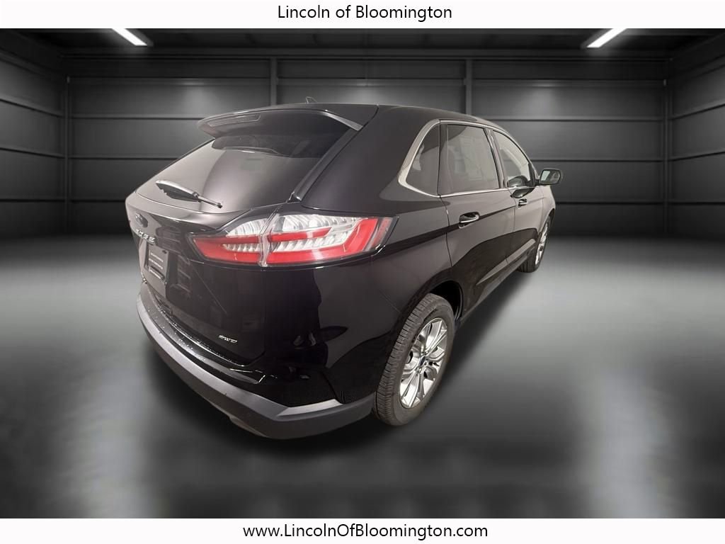 Used 2022 Ford Edge Titanium image 7