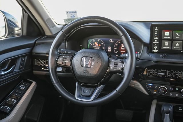 Used 2025 Honda Accord Touring image 17
