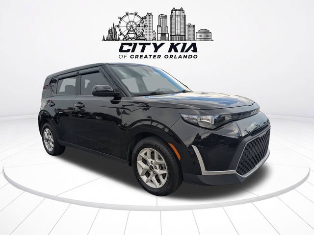 Certified 2023 Kia Soul S FWD image 7