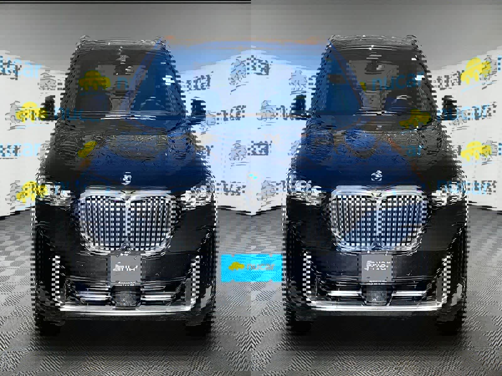 Used 2025 BMW X5 xDrive50e image 2