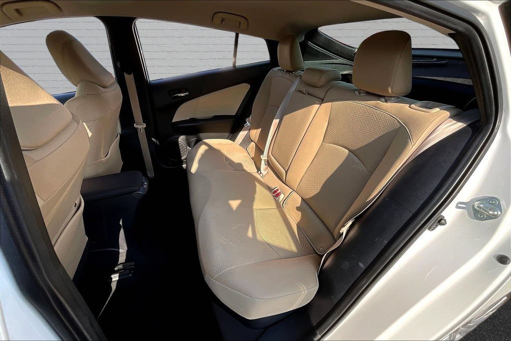 Used 2022 Toyota Prius LE FWD image 11