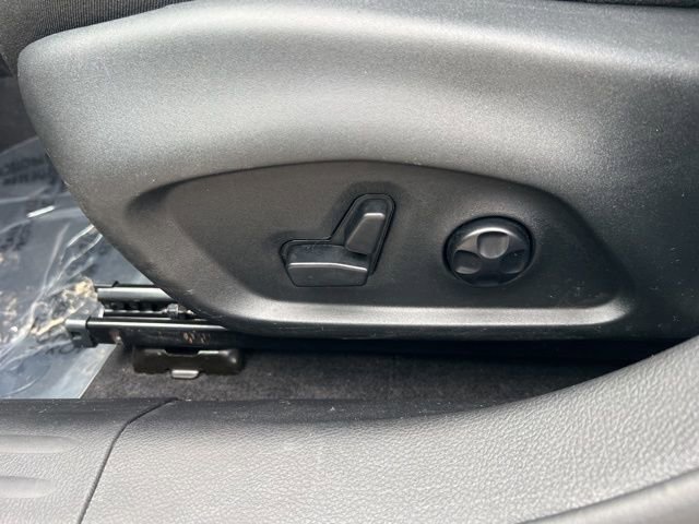 Used 2018 Jeep Compass Limited w/ Navigation Group AWD/4WD image 8