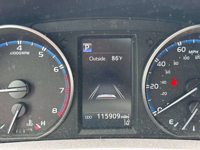 Used 2018 Toyota RAV4 LE AWD/4WD image 13