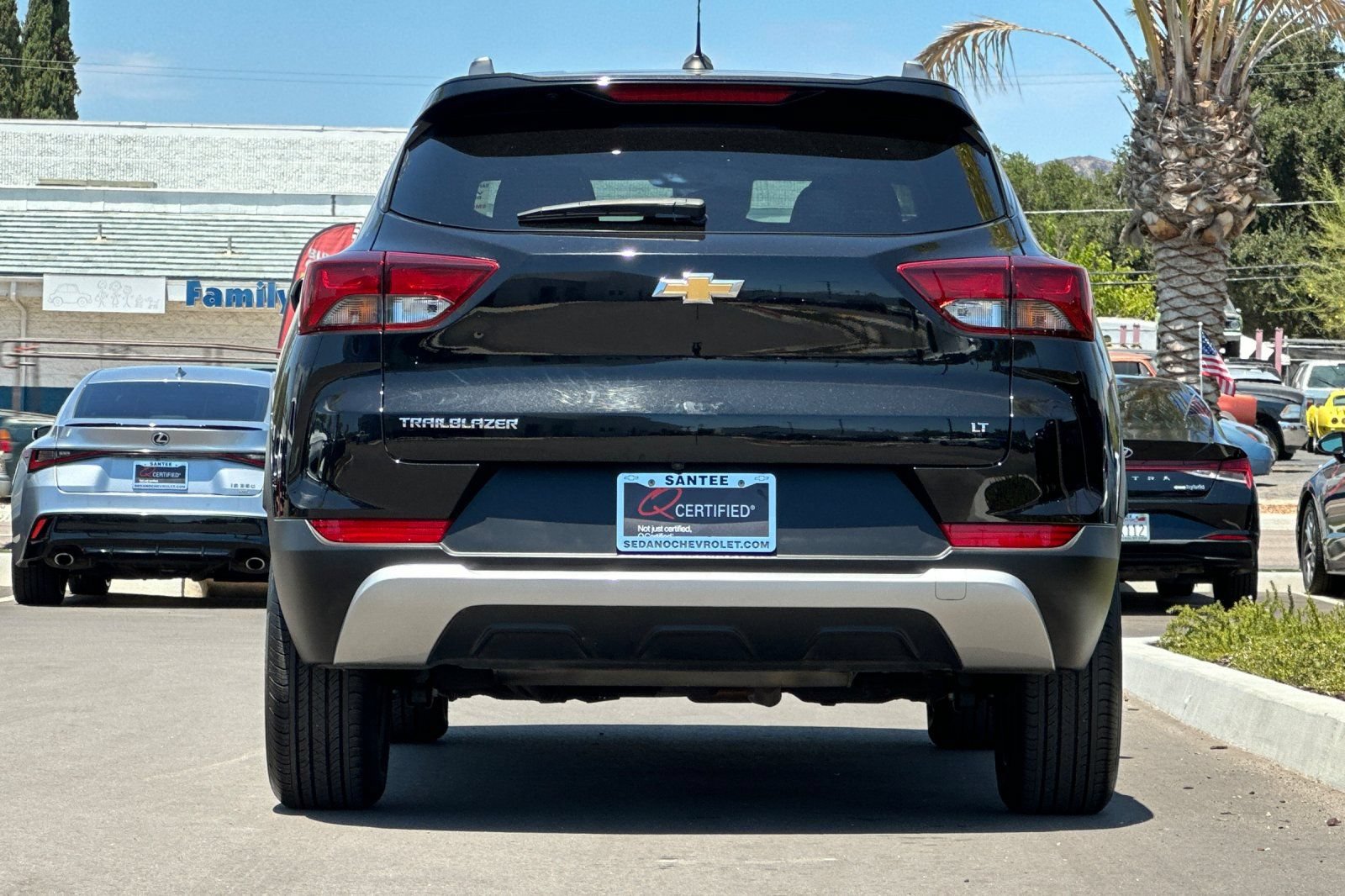 Used 2023 Chevrolet TrailBlazer LT FWD image 5