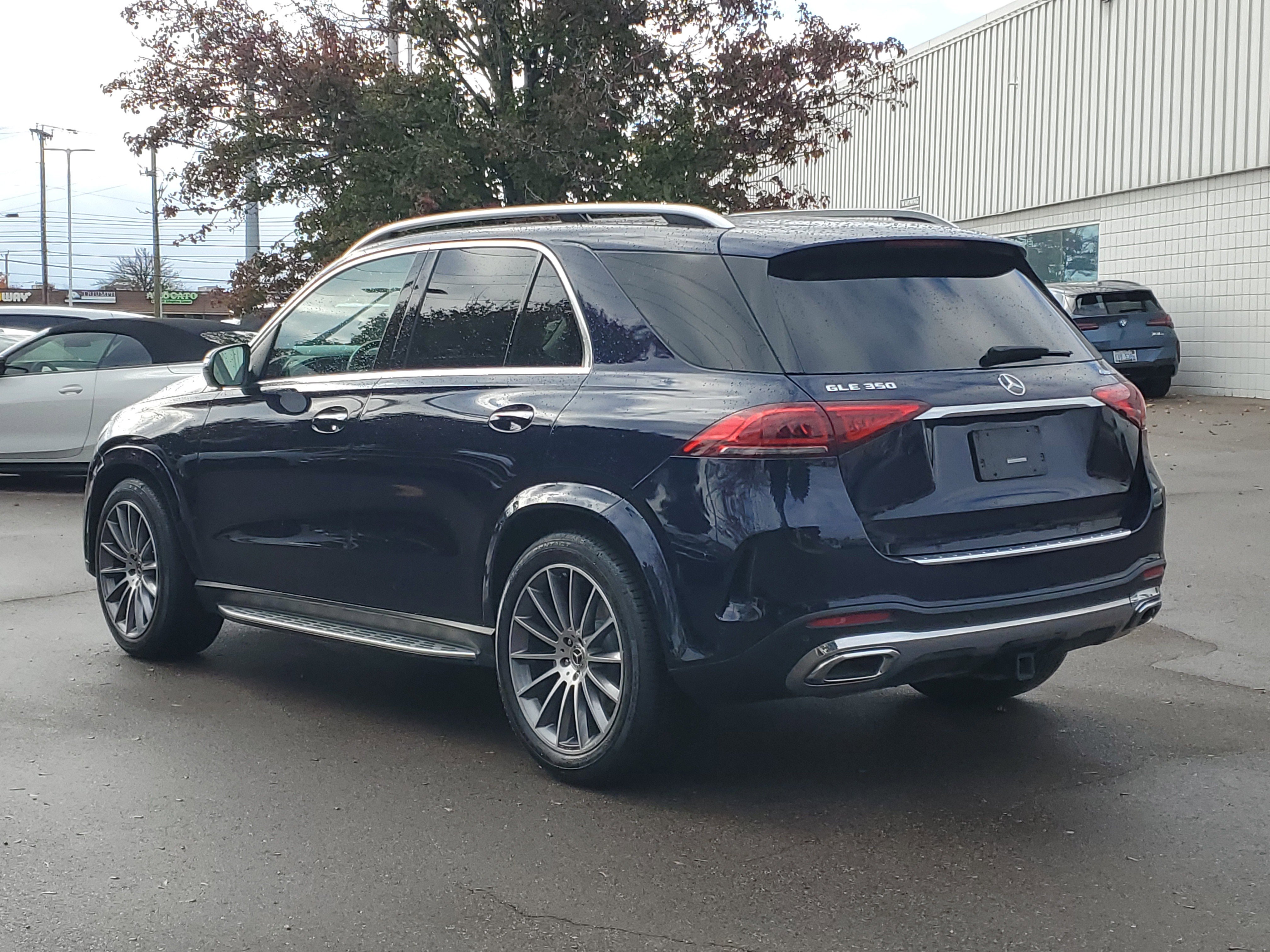 Used 2022 Mercedes-Benz GLE 350 4MATIC image 4