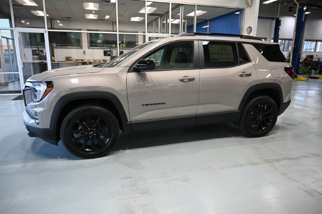 New 2027 GMC Terrain Elevation w/ Elevation Premium Package AWD/4WD image 7