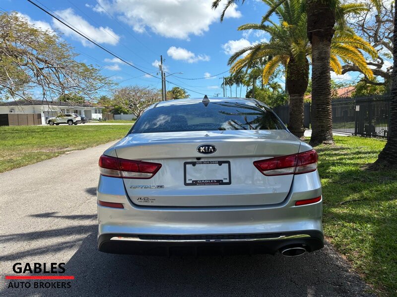 Used 2020 Kia Optima LX FWD image 12