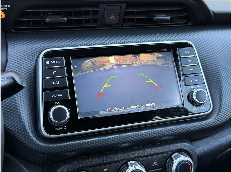 Used 2021 Nissan Kicks S image 40