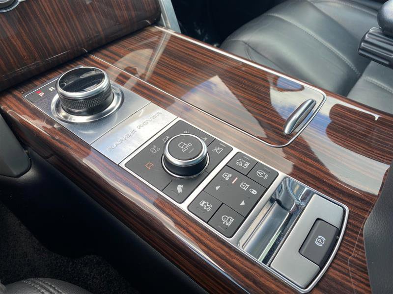 Used 2017 Land Rover Range Rover image 21