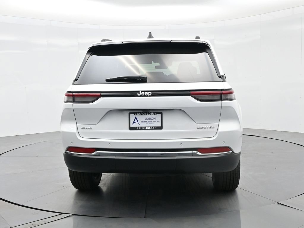 New 2025 Jeep Grand Cherokee Limited image 8