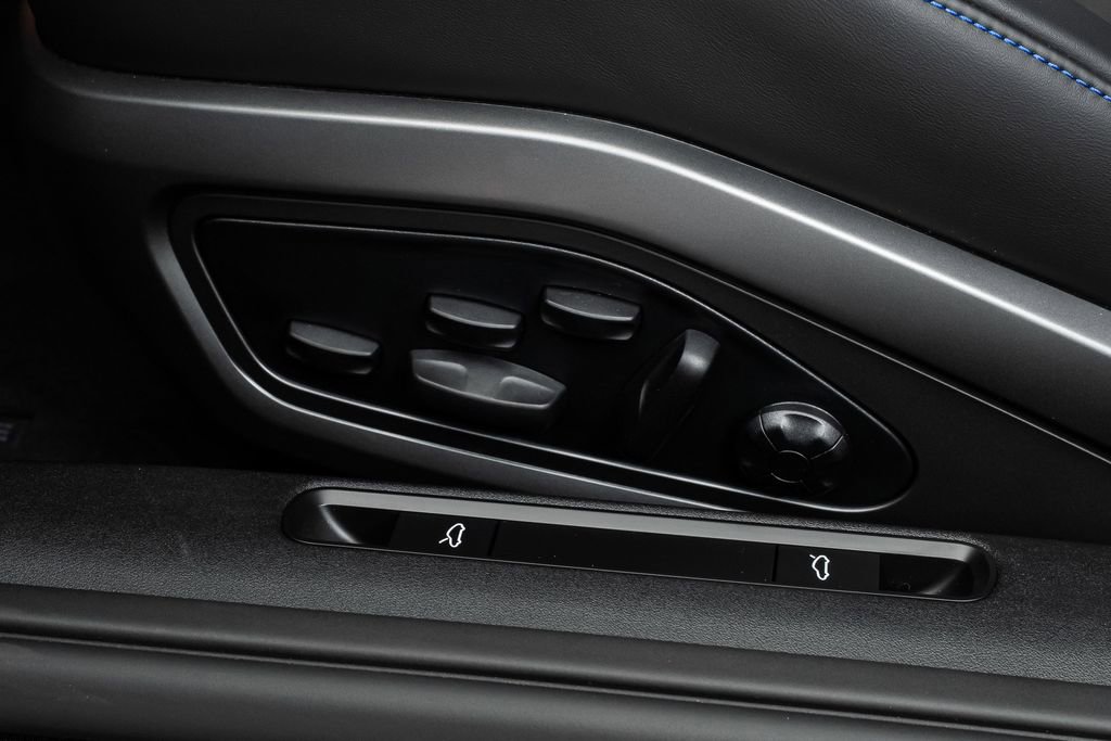 Used 2025 Porsche 911 GT3 image 49