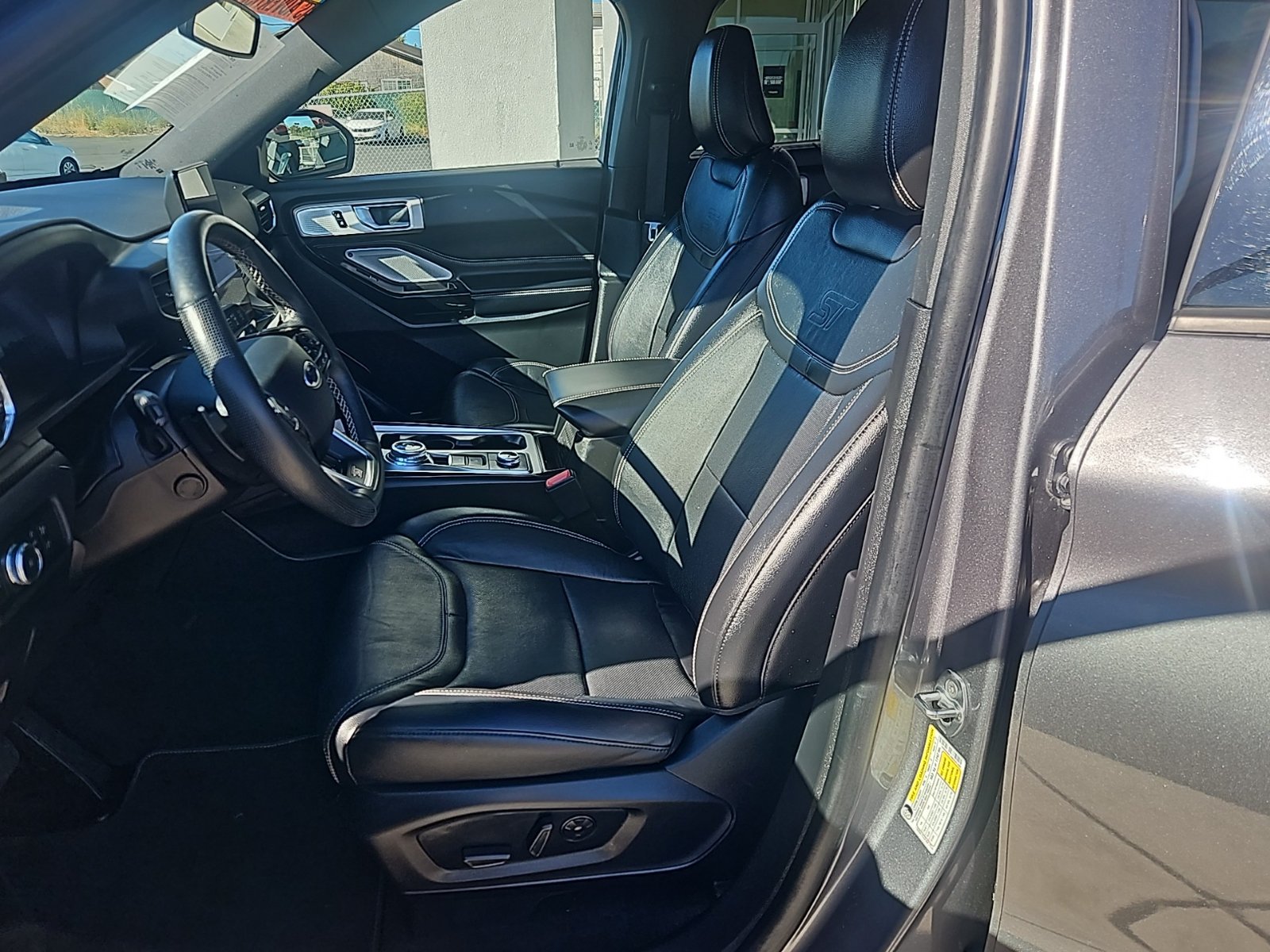 Used 2021 Ford Explorer ST w/ Equipment Group 401A AWD/4WD image 11