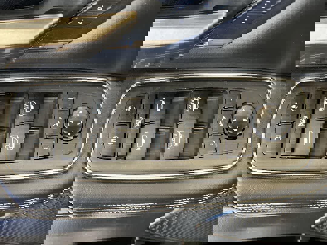 Used 2020 RAM 1500 Limited w/ Body-Colour Bumper Group image 16