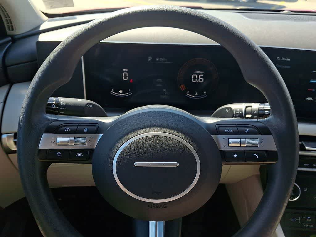 Used 2025 Hyundai Tucson SEL AWD/4WD image 17