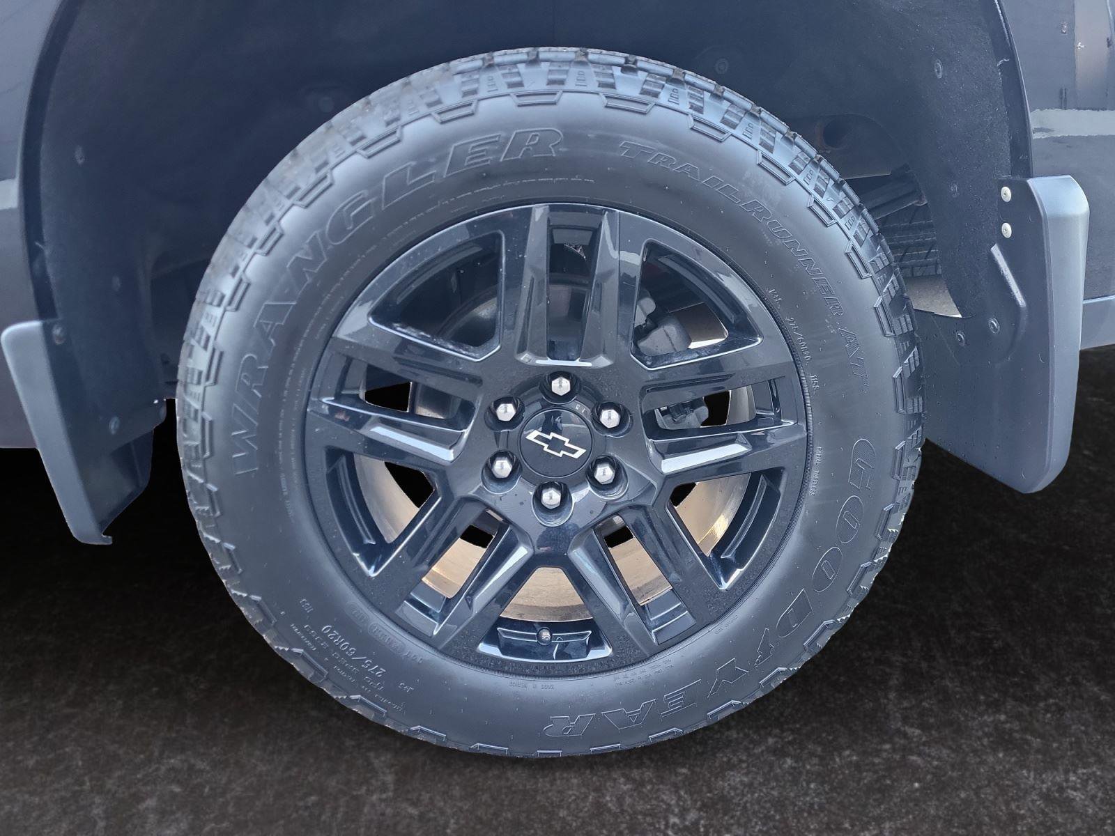 Used 2023 Chevrolet Silverado 1500 RST w/ Z71 Off-Road Package image 15