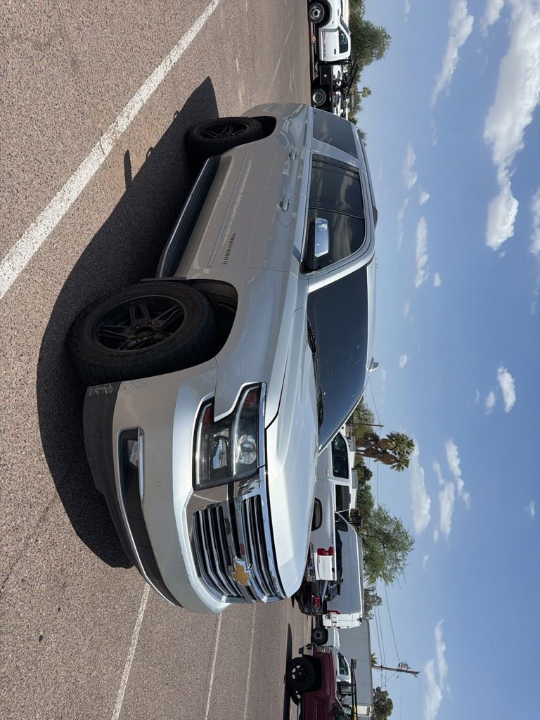 Used 2016 Chevrolet Suburban LTZ AWD/4WD image 2