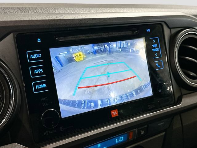 Used 2016 Toyota Tacoma TRD Sport AWD/4WD image 16
