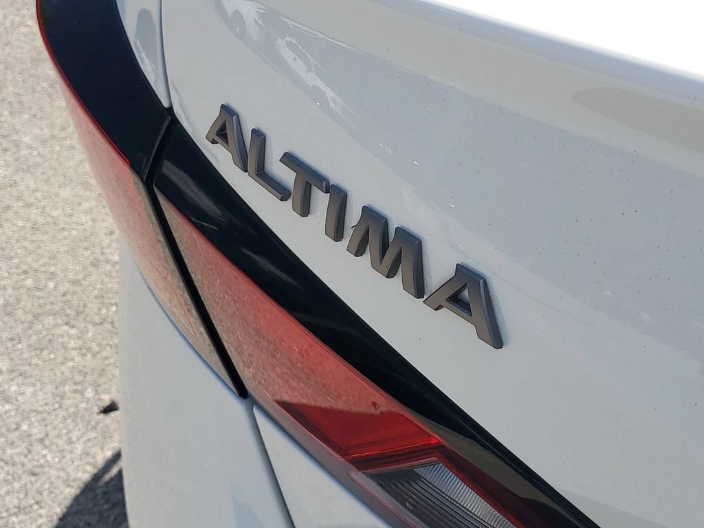 Used 2024 Nissan Altima 2.5 S FWD image 7