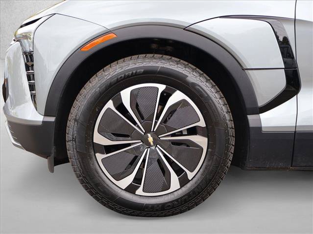 Used 2024 Chevrolet Blazer EV LT AWD/4WD image 28