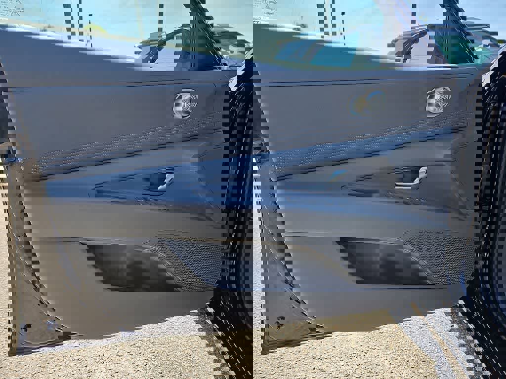 Used 2025 Hyundai Elantra SEL image 12