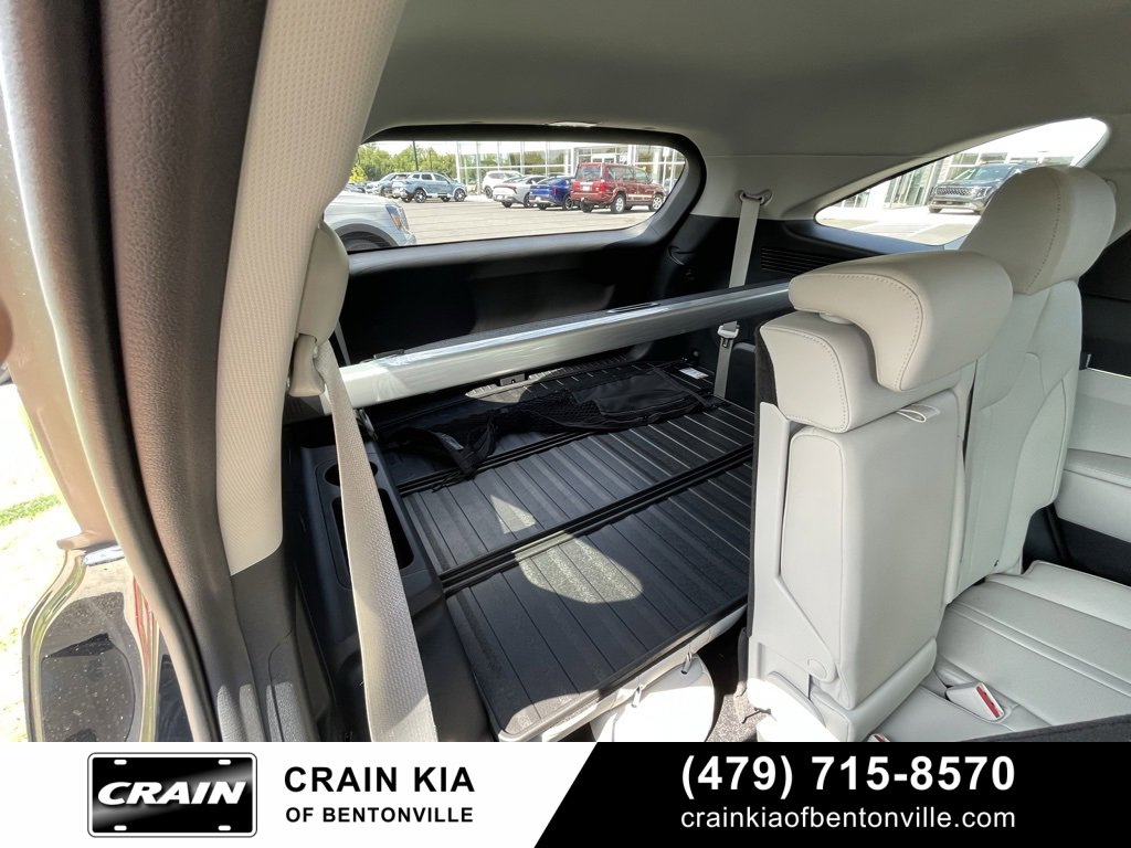 New 2025 Kia Sorento S image 28