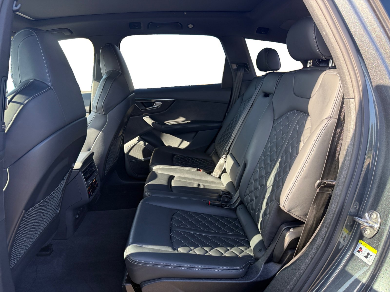 Used 2024 Audi SQ7 Premium Plus image 16