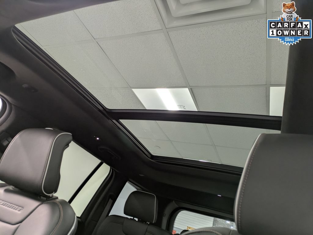 Used 2024 Jeep Grand Cherokee Summit AWD/4WD image 22