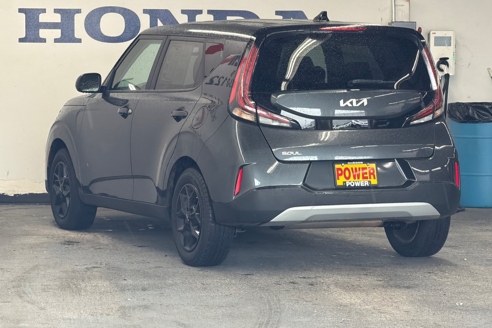 Used 2023 Kia Soul LX w/ LX Technology Package FWD image 5