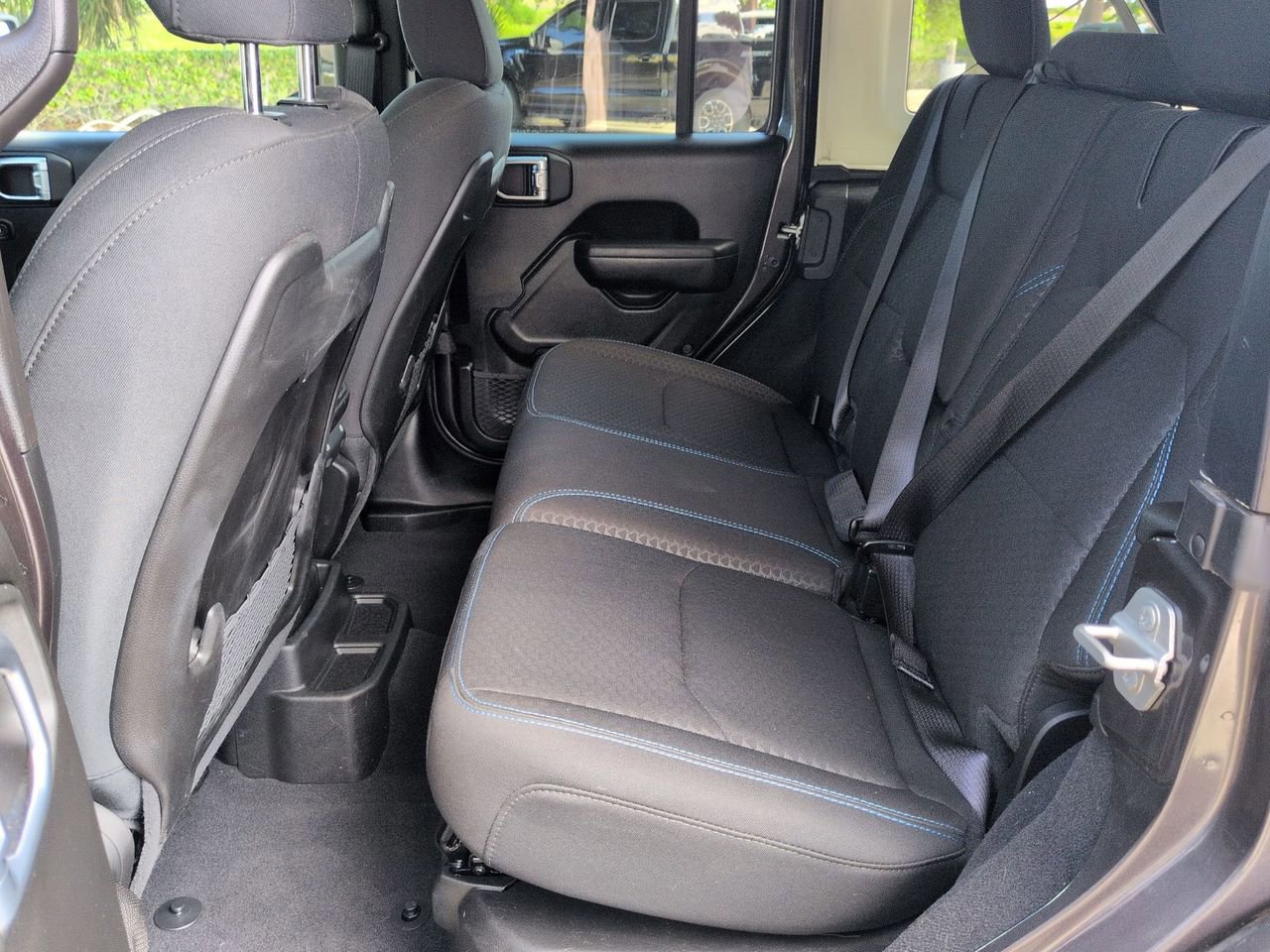 Used 2025 Jeep Wrangler Unlimited Rubicon 4xe w/ Convenience Group image 22