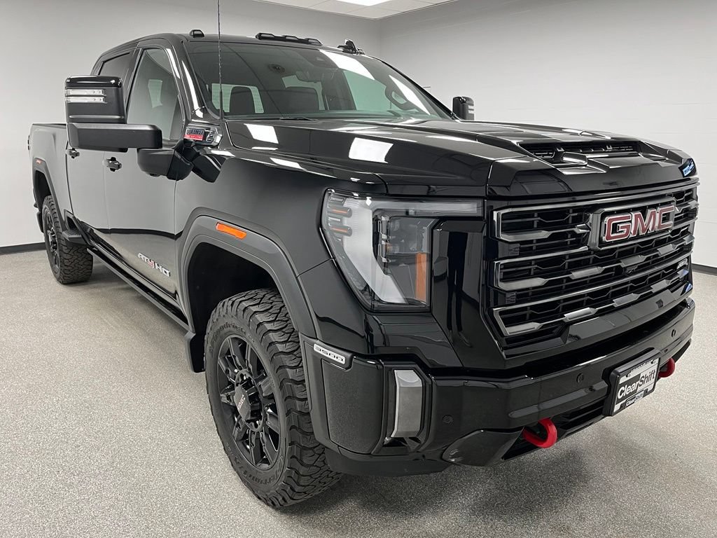 Used 2024 GMC Sierra 3500 AT4 w/ Technology Package AWD/4WD image 2