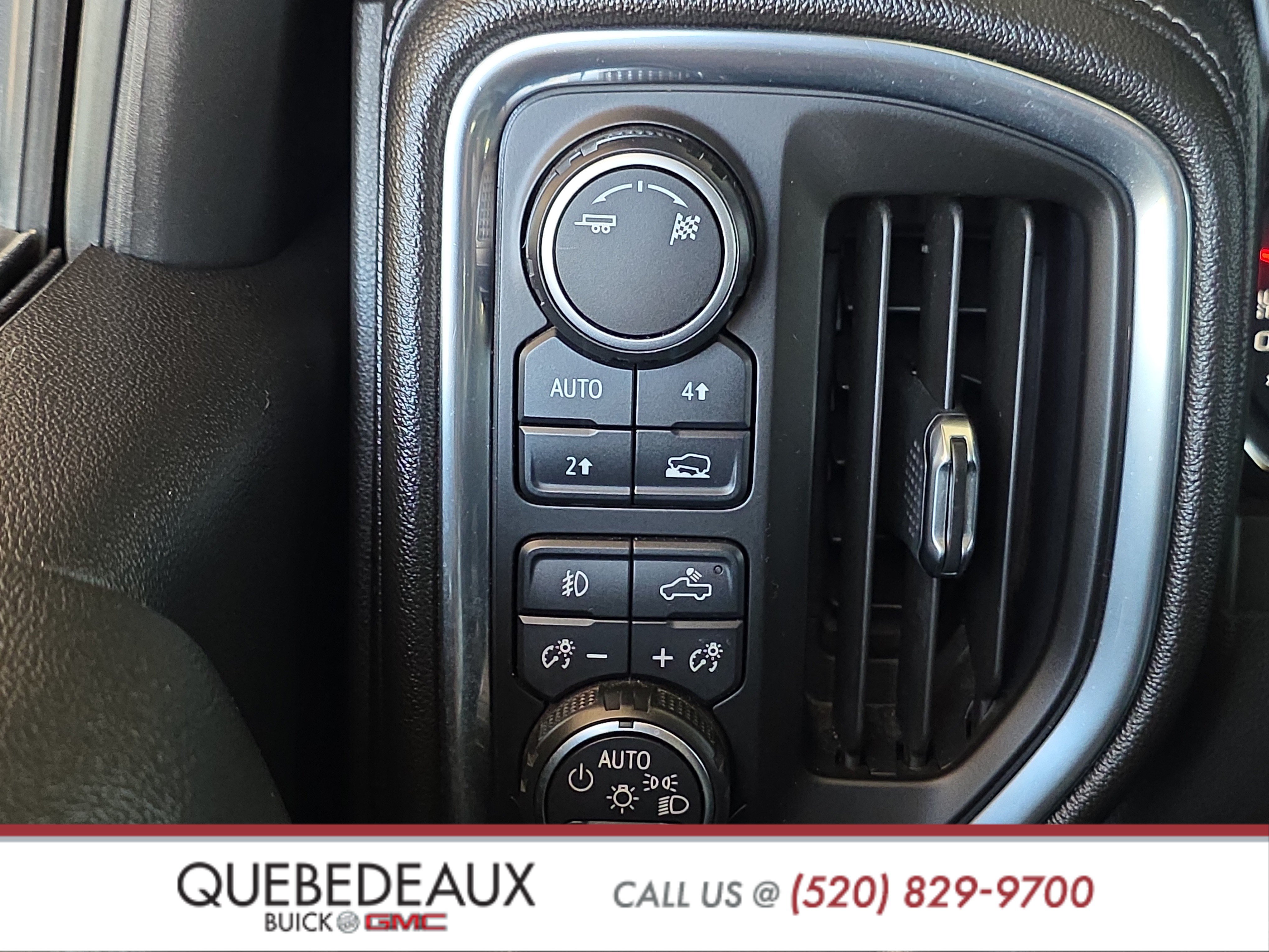 Used 2019 Chevrolet Silverado 1500 LTZ w/ LTZ Plus Package AWD/4WD image 24