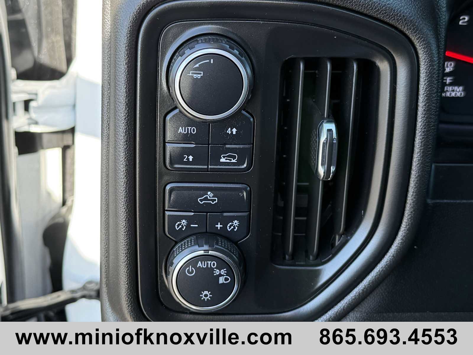 Used 2022 Chevrolet Silverado 1500 W/T w/ WT Value Package image 24