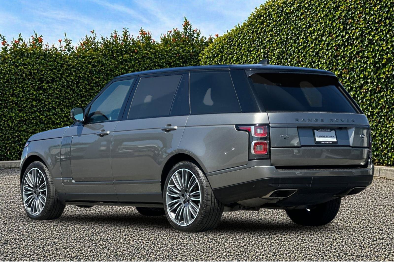 Used 2020 Land Rover Range Rover Long Wheelbase HSE AWD/4WD image 6
