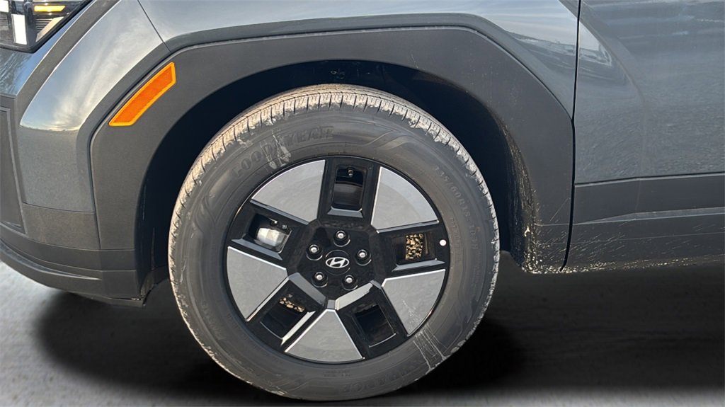 Used 2026 Hyundai Santa Fe SEL image 9