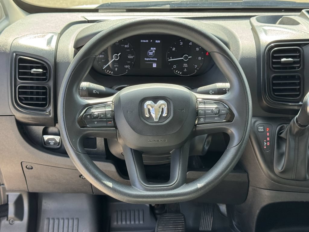 Used 2025 RAM ProMaster 2500 w/ Convenience Group FWD image 11
