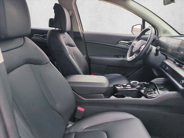 Used 2025 Kia Sportage EX AWD/4WD image 21