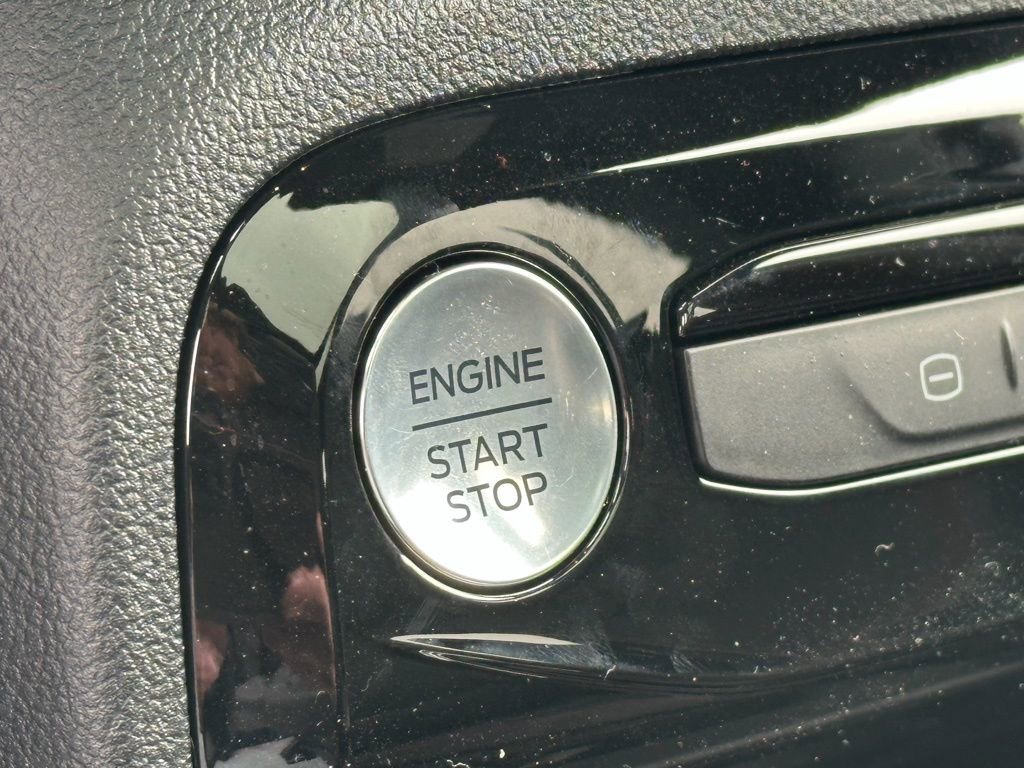 New 2026 Ford Escape ST-Line Select w/ Tech Pack #1 AWD/4WD image 12