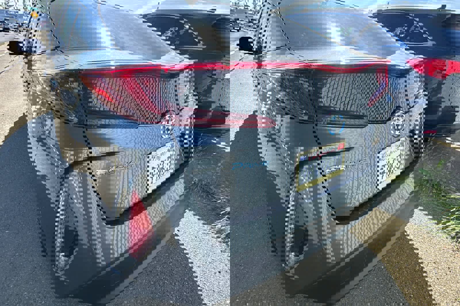 Used 2017 Toyota Prius Prime Plus image 19