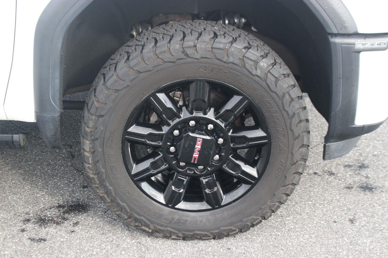 Used 2024 GMC Sierra 3500 AT4 w/ AT4 Premium Plus Package AWD/4WD image 36