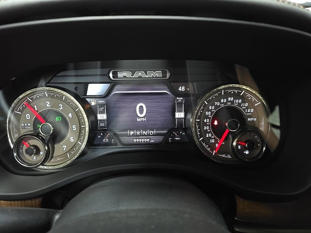 Used 2022 RAM 1500 Limited w/ Body-Colour Bumper Group image 21