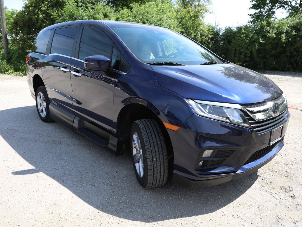 Used 2019 Honda Odyssey EX image 4