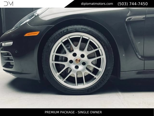 Used 2014 Porsche Panamera 4 AWD/4WD image 45
