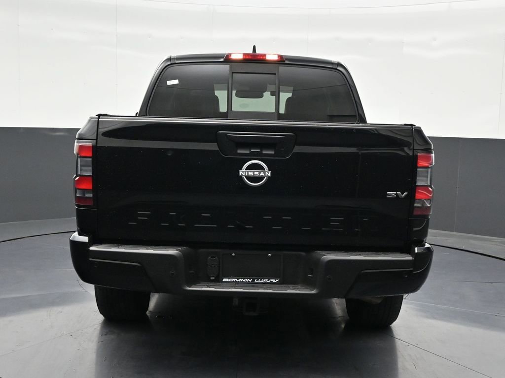 Used 2022 Nissan Frontier SV w/ SV Premium Package image 4