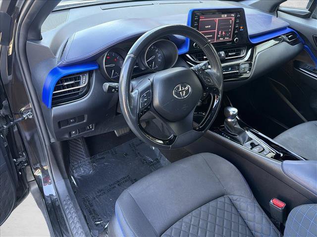Used 2020 Toyota C-HR XLE FWD image 14