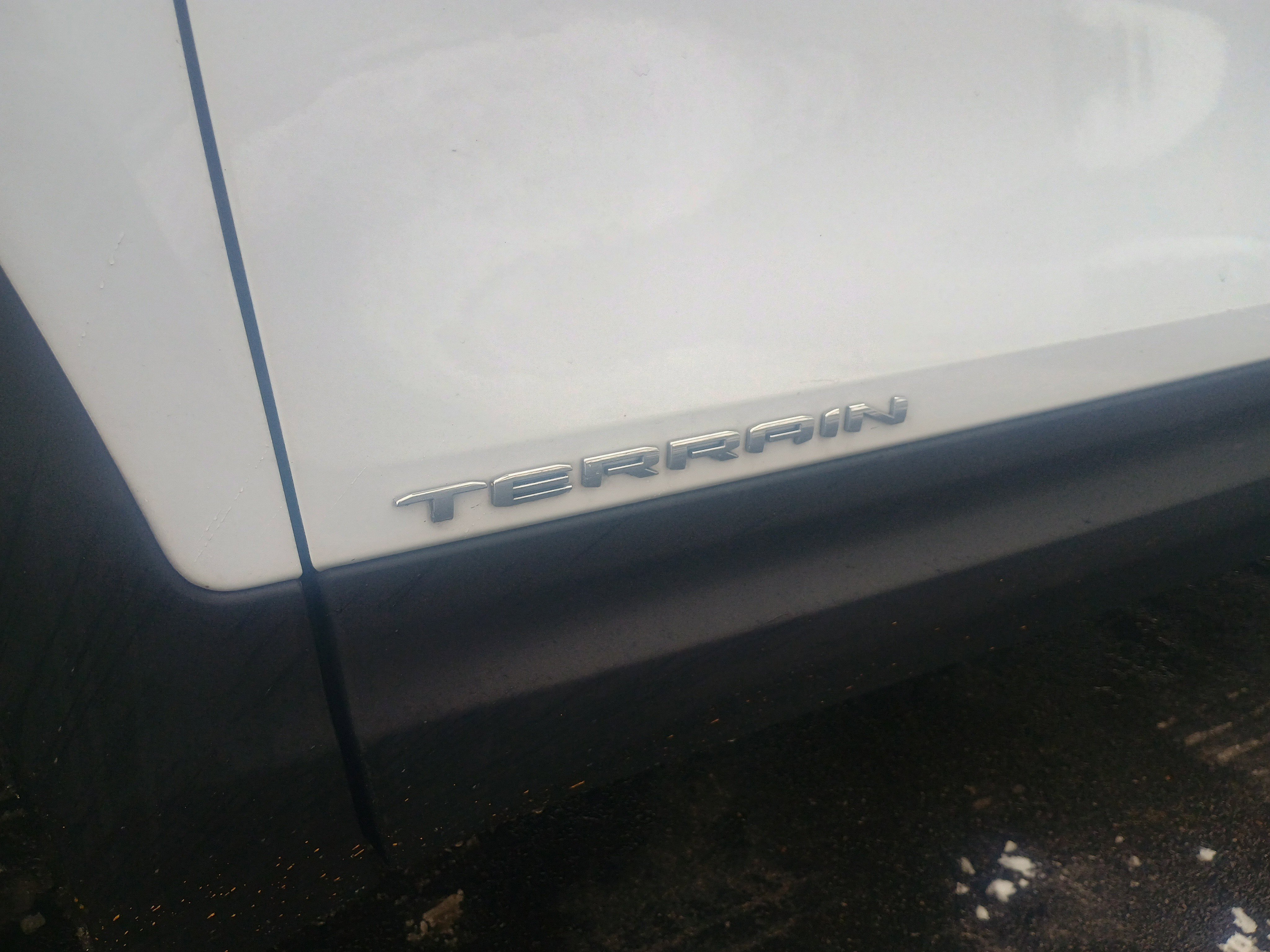 Used 2024 GMC Terrain SLT image 5