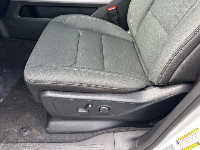 New 2027 RAM 1500 4x4 Crew Cab image 11