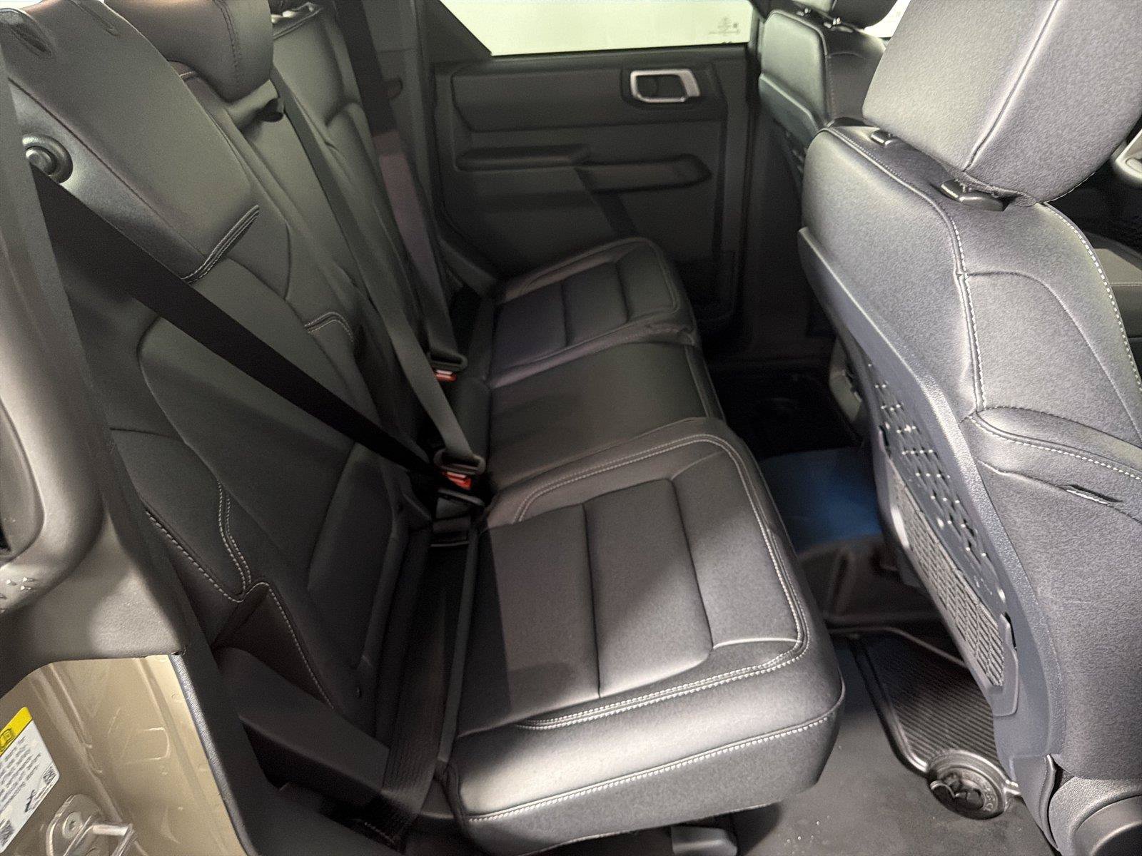 New 2026 Ford Bronco Big Bend w/ Black Diamond Package AWD/4WD image 14