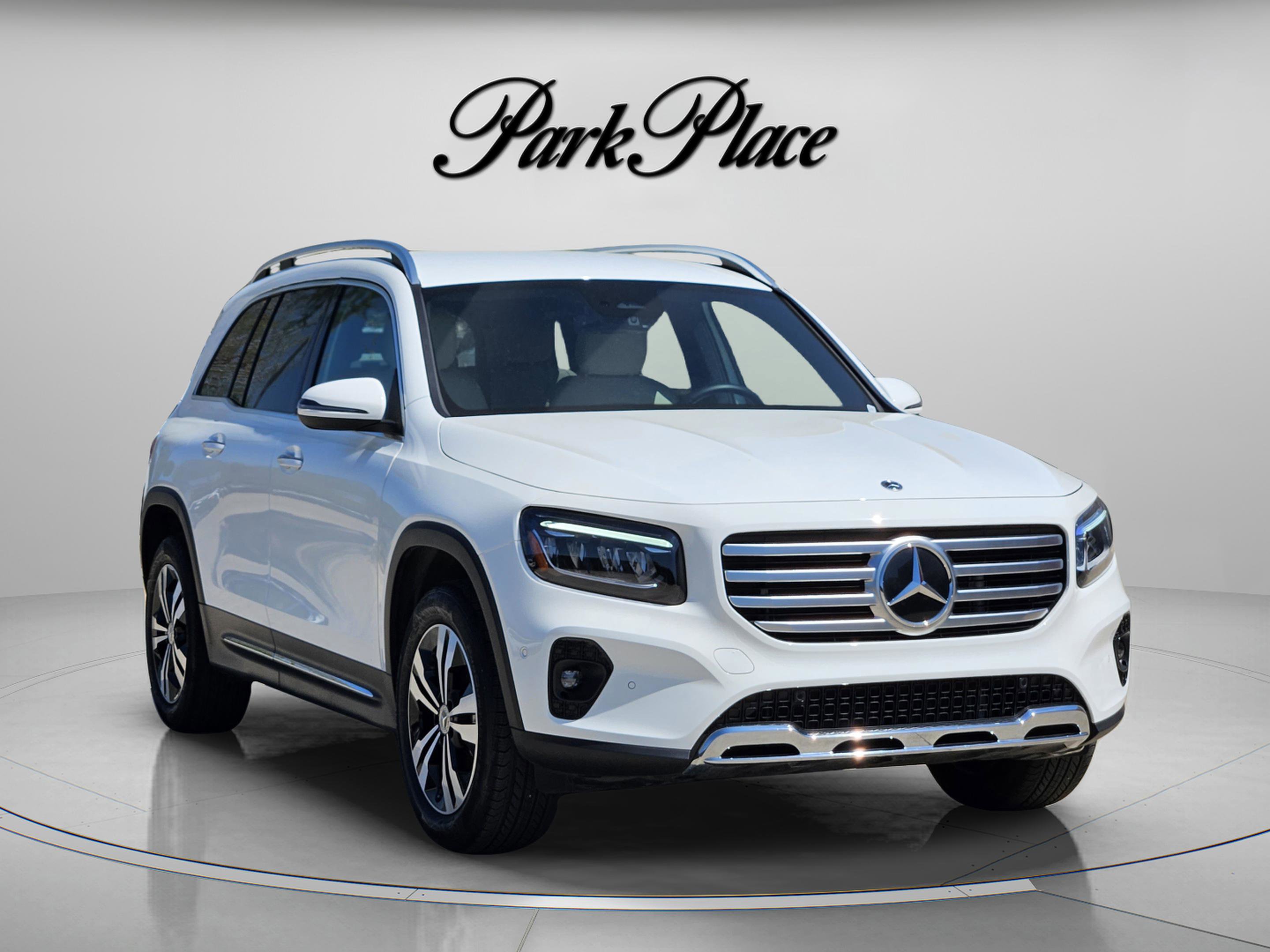 Certified 2025 Mercedes-Benz GLB 250 image 4